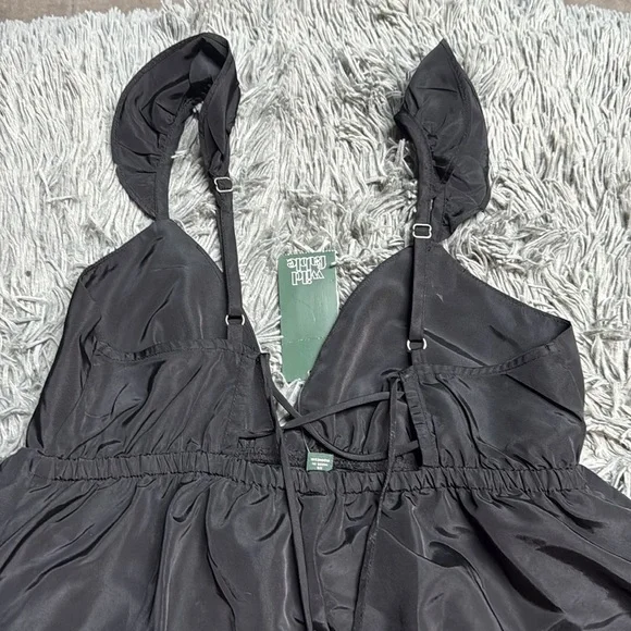 🥰🥰Satin Flutter Cap Sleeve Mini Bubble Dress🥰🥰 - Picture 7 of 8